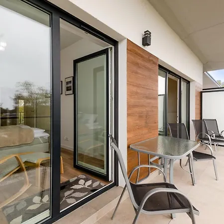 Sunlight By Major Domus Club *